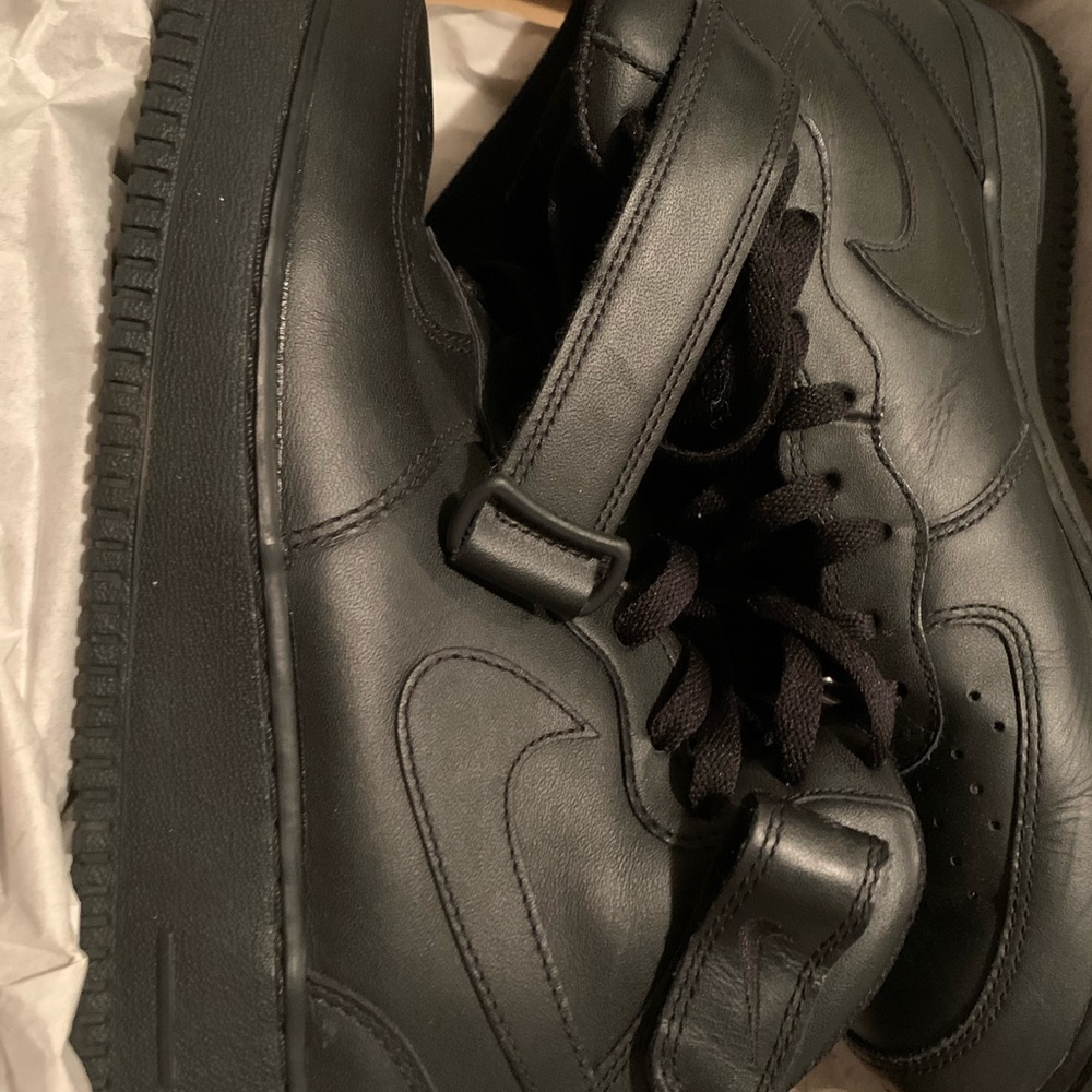 Air Force 1 Mid